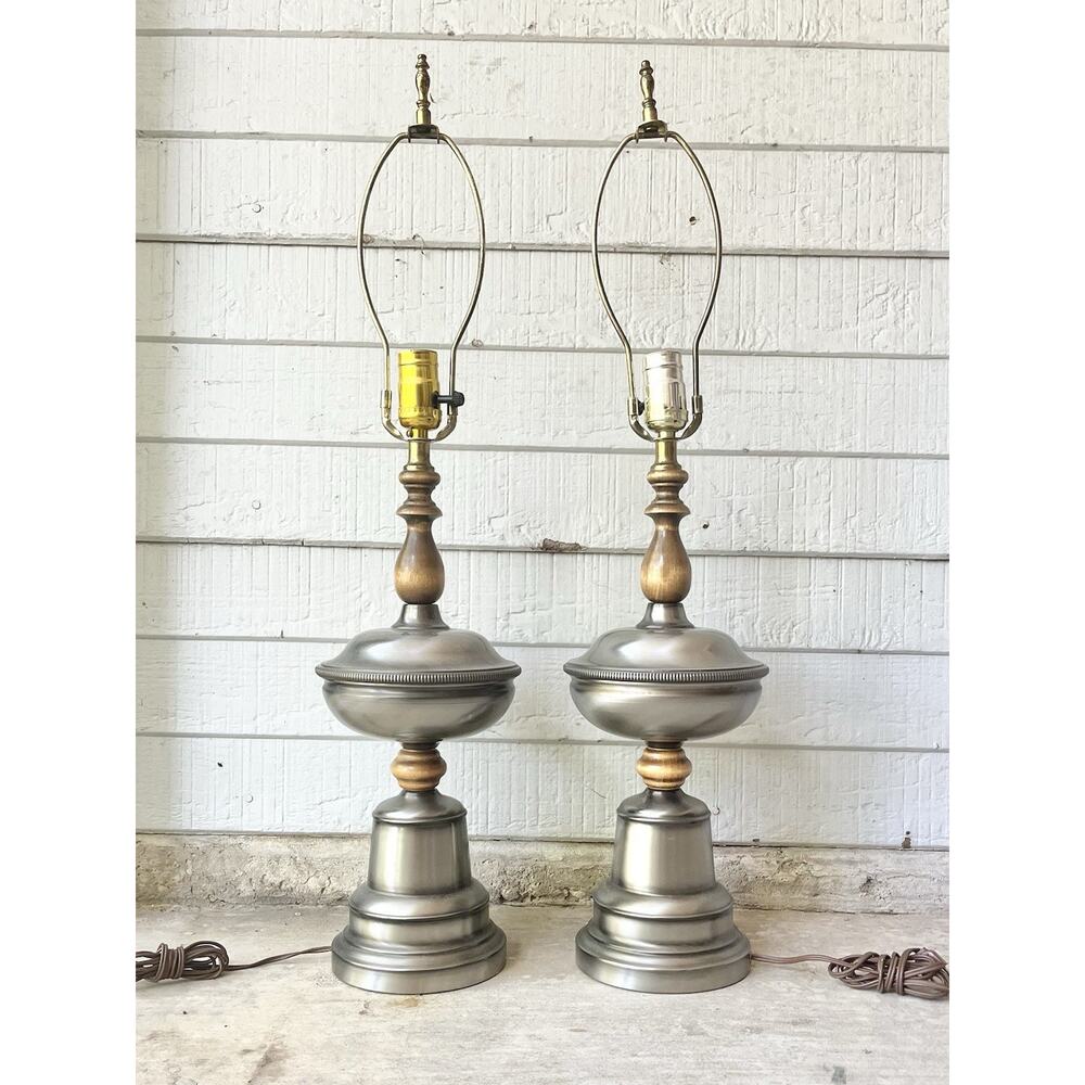 1960s Mid-century Hollywood Regency-Style Wood & Gray Metal Leviton Lamps 29” - Picture 2 of 12